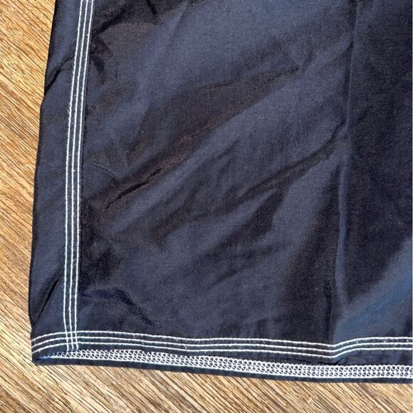 Victorias Secret NWOT woman’s Bermuda black shorts size Small - Picture 4 of 5